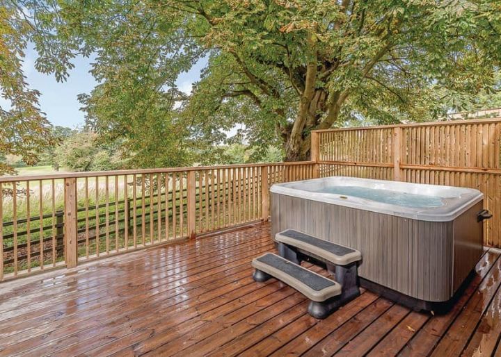 😍Stunning lodges in Shropshire with private hot tubs💦